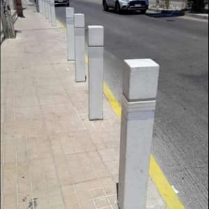 Bolardo Recto con Ranura Hormigón